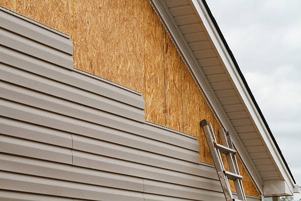 24/7 Emergency Emergency Siding Repair experts in Railroad, PA